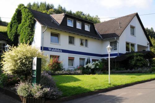 Hotel-pension-waldblick 3*